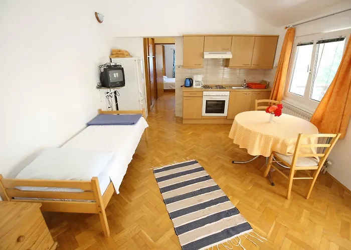 Appartement Paleka *