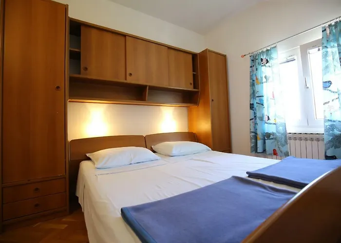 Paleka Appartement *