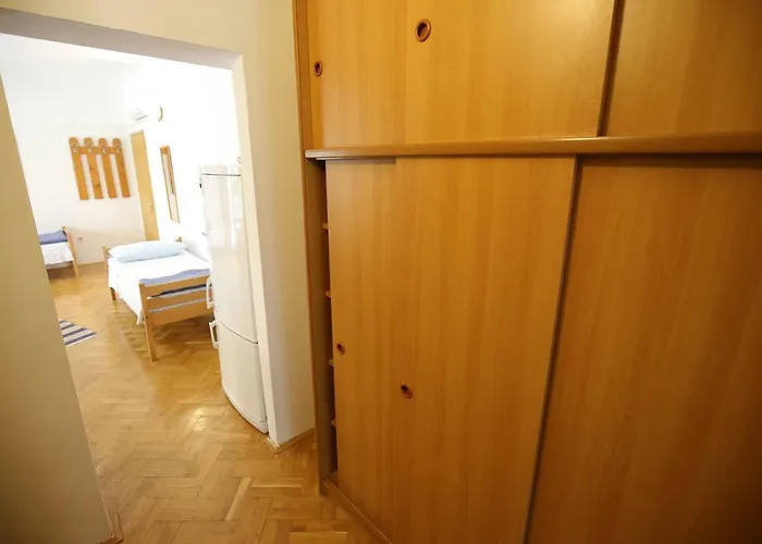 Paleka Appartement *