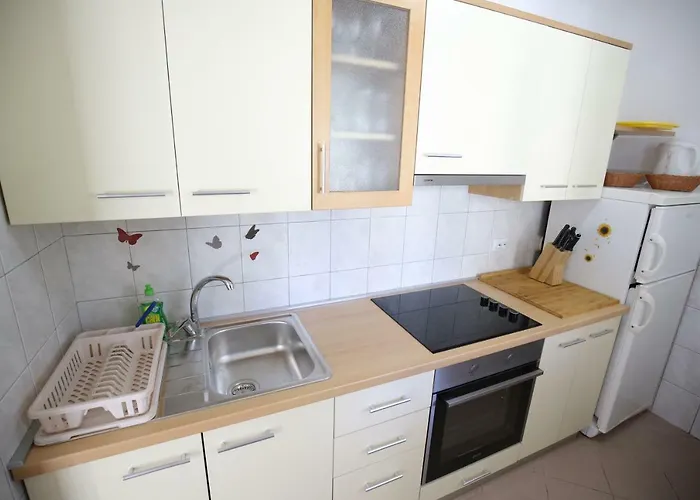 Paleka Appartement *
