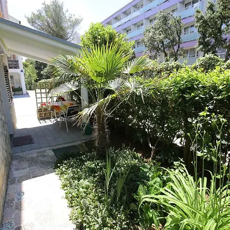 Paleka Apartment Petrcane