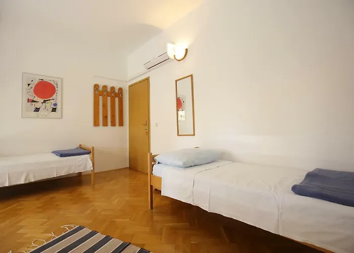 Paleka Апартаменты *